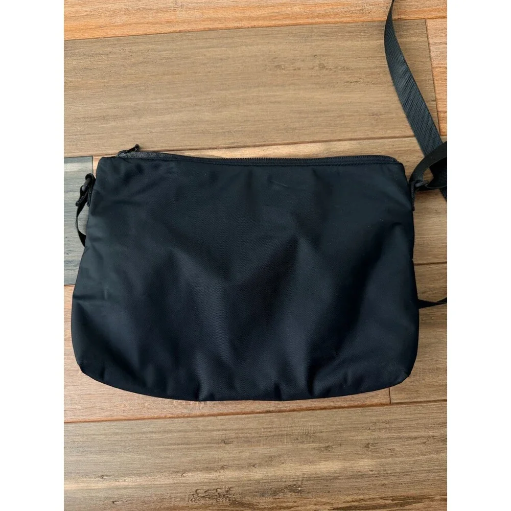 Lululemon Black Nylon Crossbody Bag - Sleek Travel & Athleisure Purse